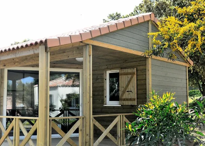 Cala Di Sole Aparthotel Algajola (Corsica)